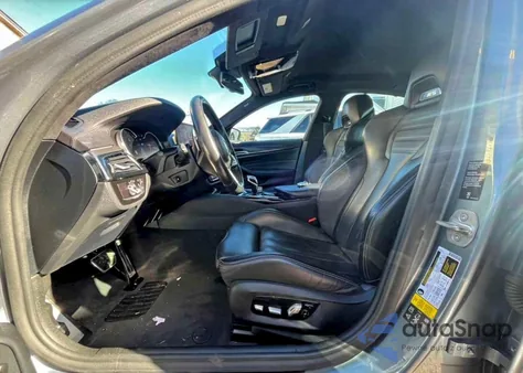 2019 BMW M5 z USA, uszkodzony, nr VIN WBSJF0C53KB447772